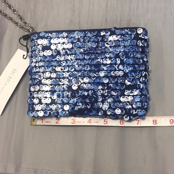 NWT BCBGENERATION Blues Sequin Wristlet - Picture 3 of 5
